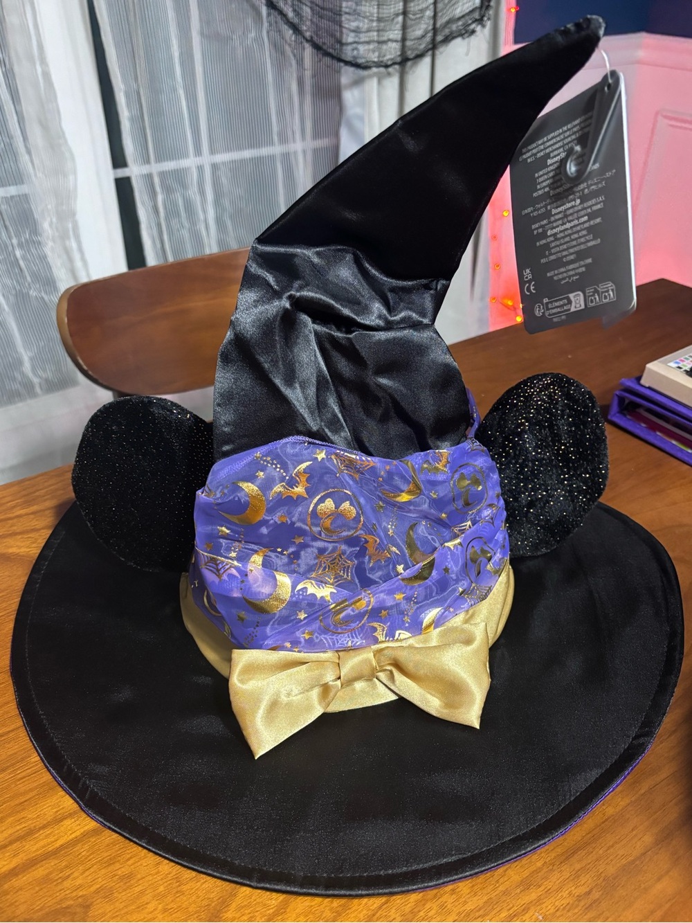 NWT Kids Minnie Mouse witches hat